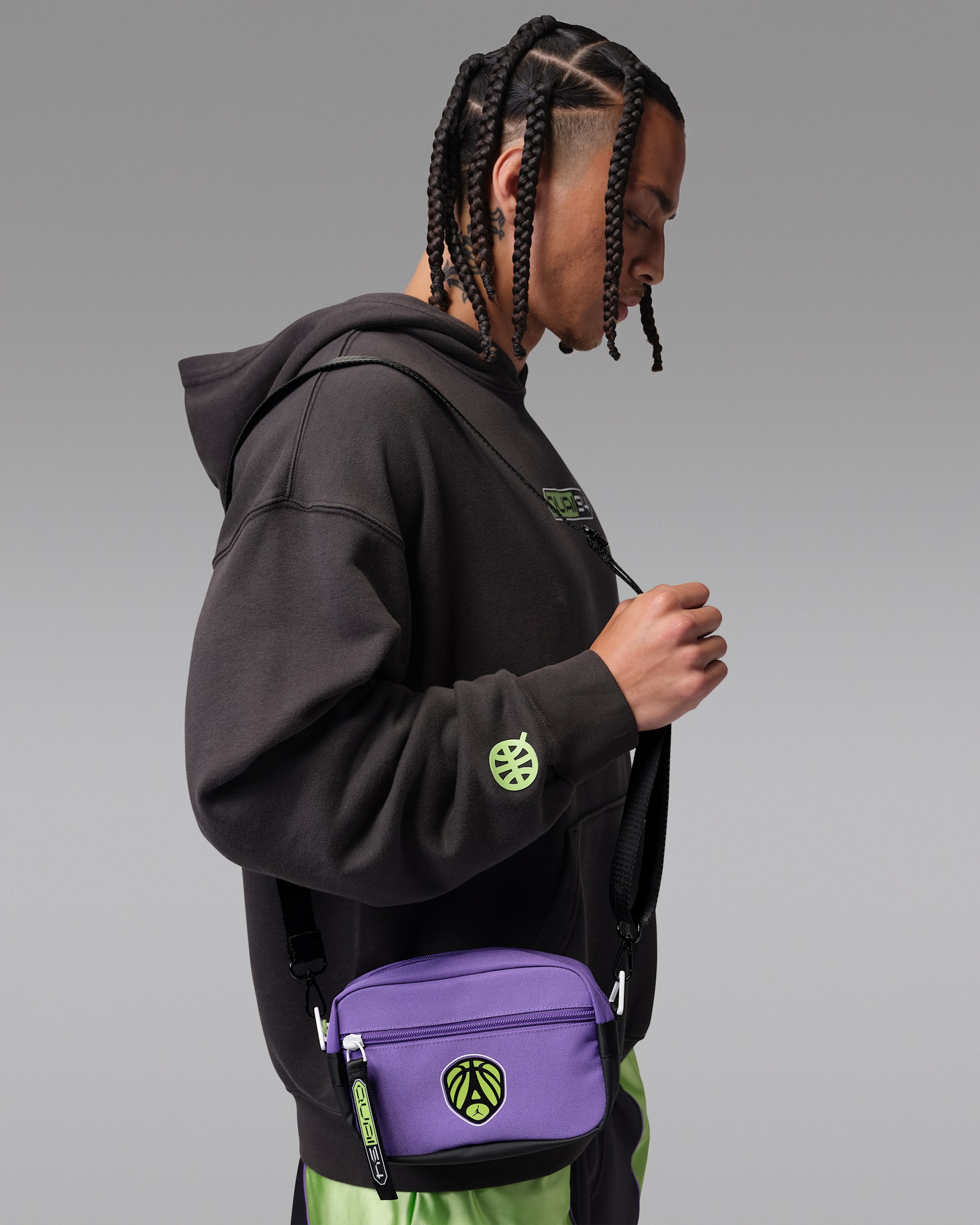 Jordan Quai 54 Camera Bag (1.6L). Nike LU